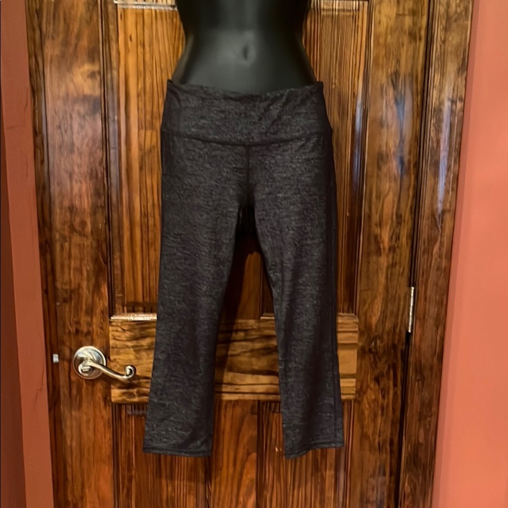 Athleta Charcoal Capri Yoga Pants